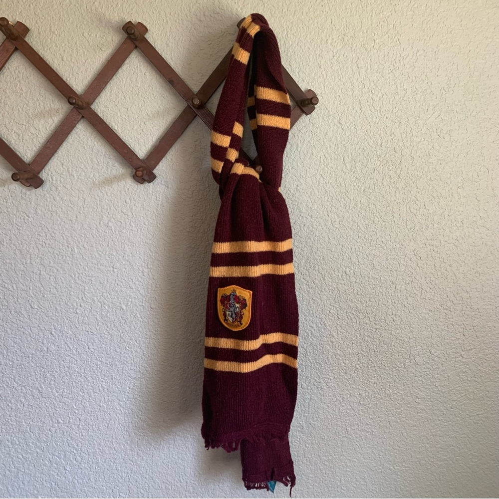 GRYFFINDOR!! Harry Potter House Scarf official licensed Warner bros 100% wool